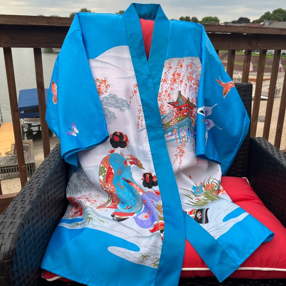 Joli Vintage Japanese Kimono